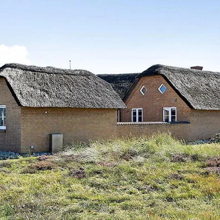 Feriehus Rustic Holiday In Bl Vand With Sauna Blåvand